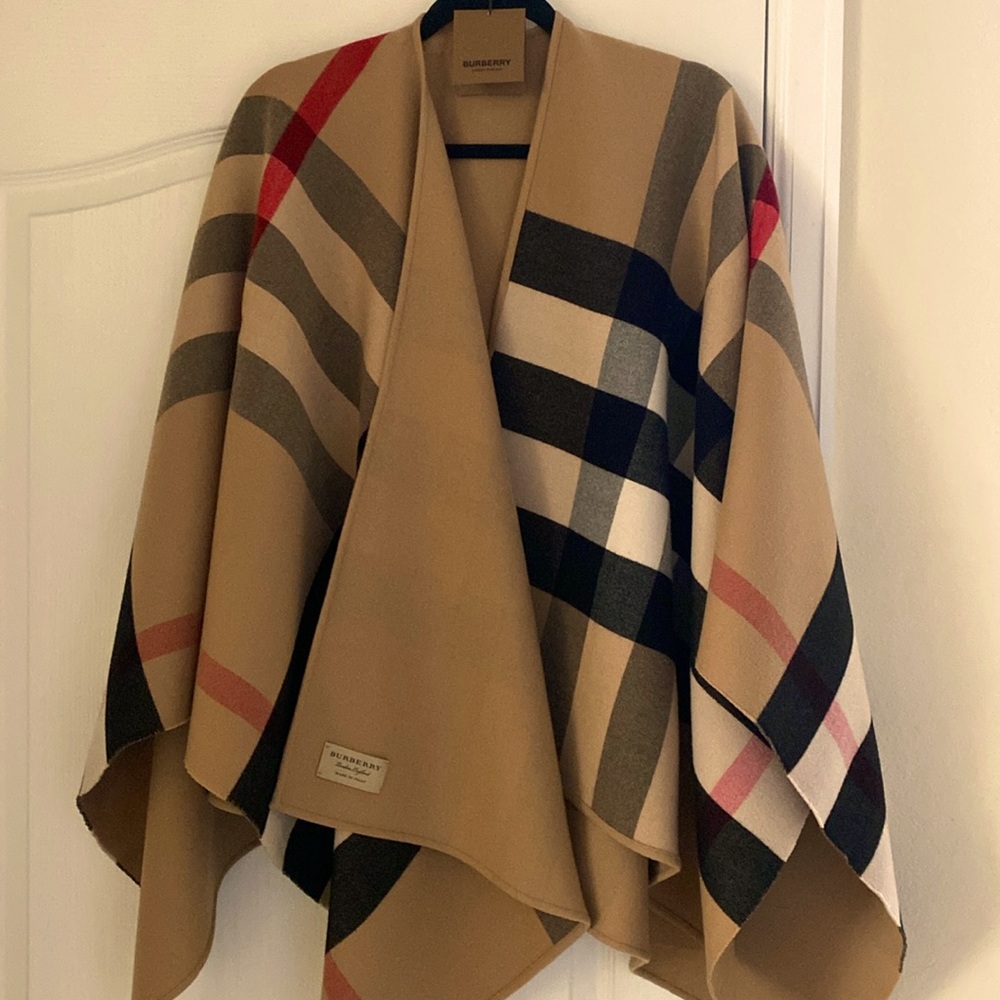 Beautiful Burberry Reversible Charlottes Poncho.